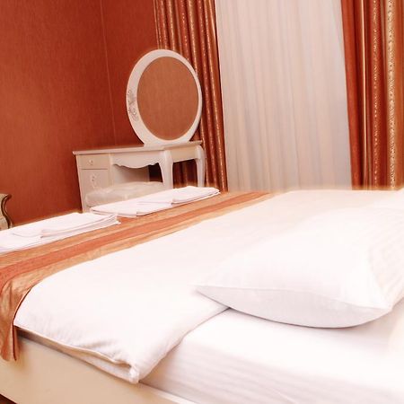 Baku Butik Mini-Hotel Bagian luar foto