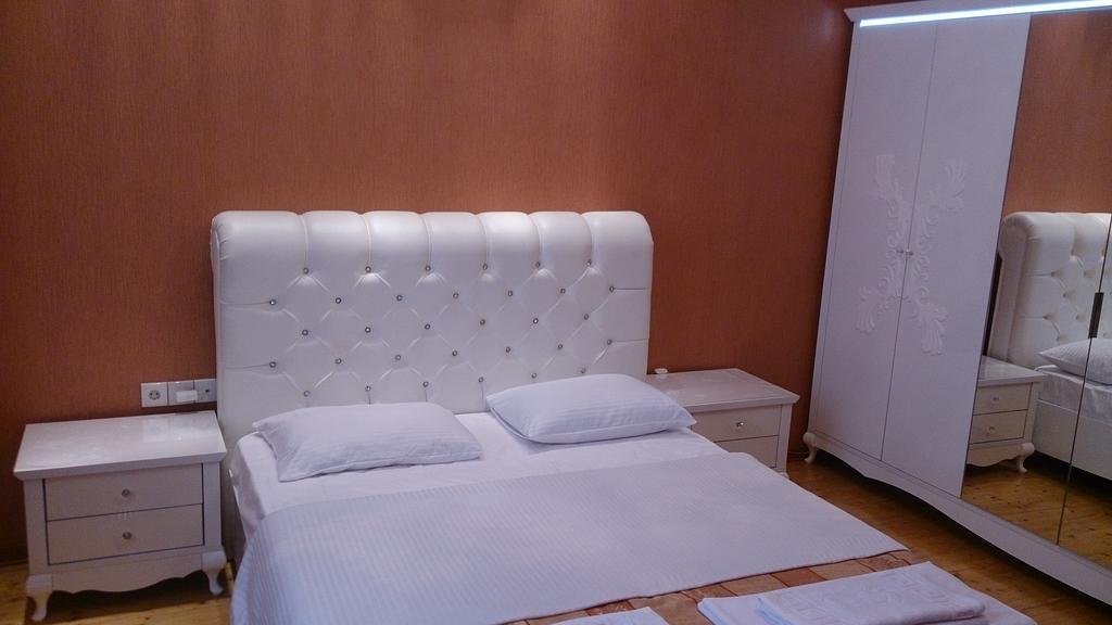 Baku Butik Mini-Hotel Bagian luar foto