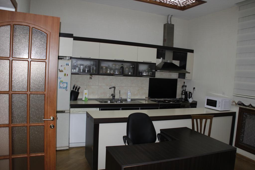Baku Butik Mini-Hotel Bagian luar foto