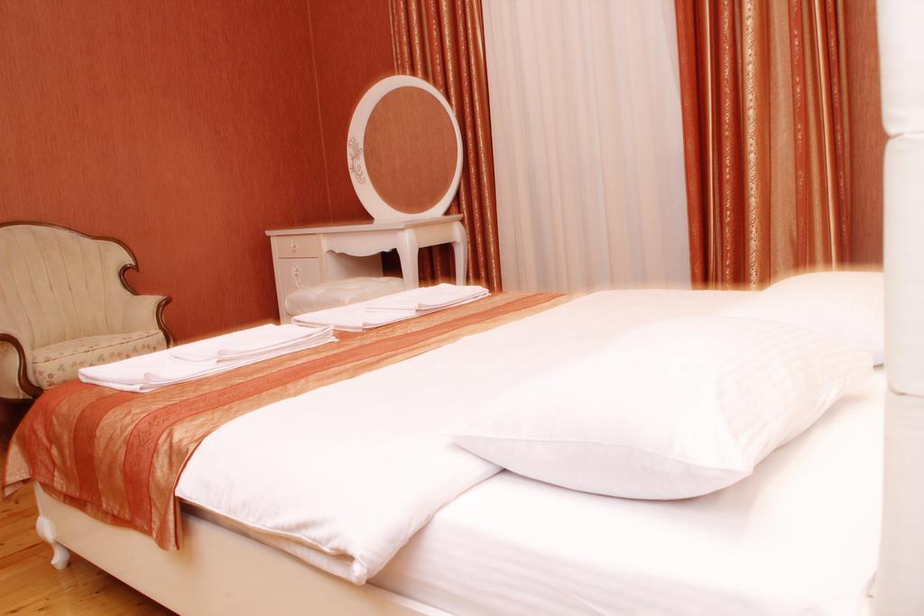 Baku Butik Mini-Hotel Bagian luar foto
